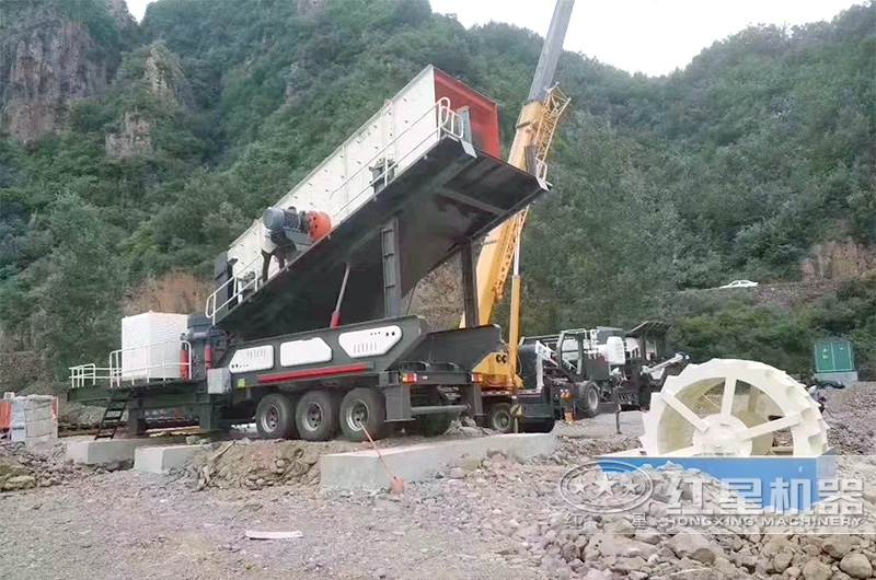 菲律賓移動破碎機(jī)現(xiàn)場
