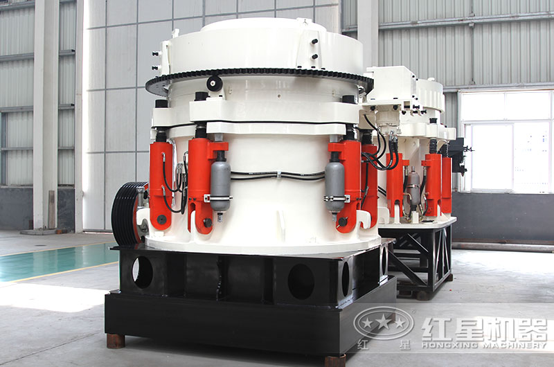 多缸液壓圓錐破碎機(jī)車(chē)間照