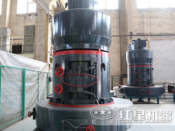 輝綠巖雷蒙磨粉機(jī)多少錢一臺(tái)？
