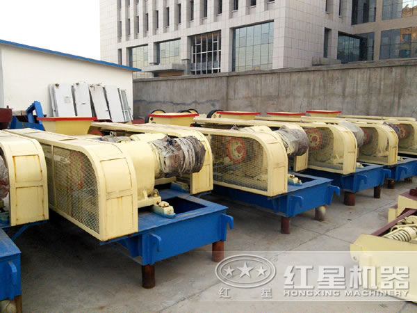 新型對輥式破碎機(jī)廠區(qū)圖