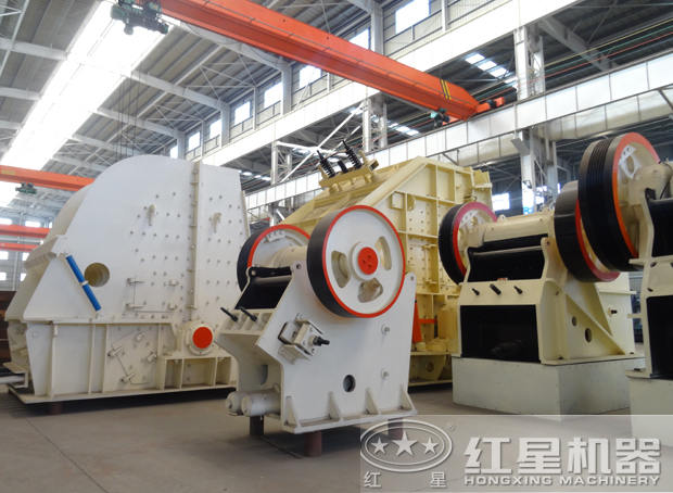 破碎機生產(chǎn)車間,破碎機大全，破碎機分類