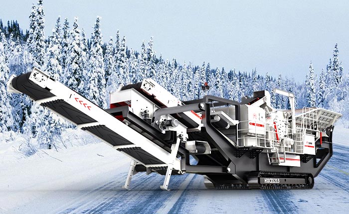 履帶移動式破碎機(jī)雪地圖