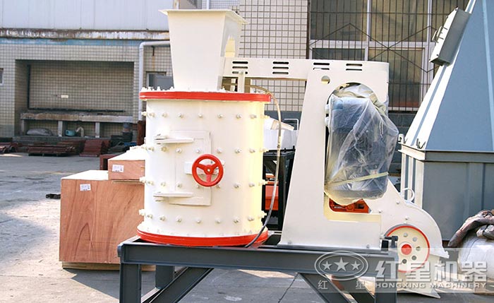 小型復(fù)合式咬石機(jī)