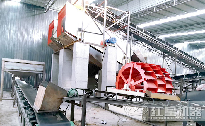 三輪斗洗砂機作業(yè)現(xiàn)場