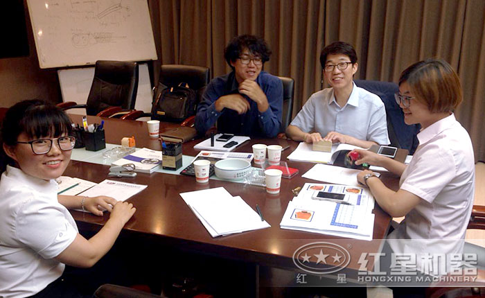 與客戶商議下一個訂單細(xì)節(jié)
