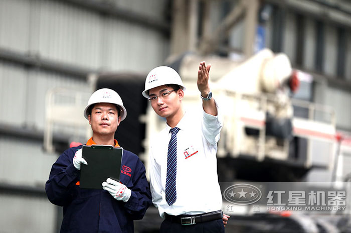 車(chē)間工程師隨時(shí)為您提供多種設(shè)備型號(hào)講解