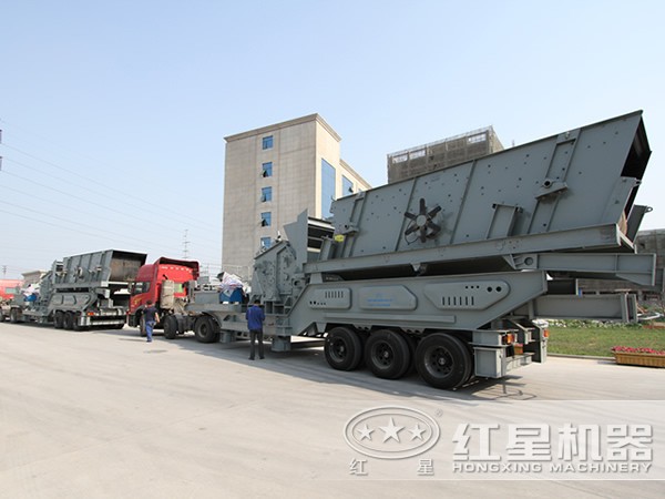 河卵石移動式破碎機(jī)